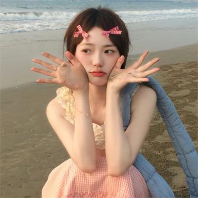 粉红火鹤的神秘凝视